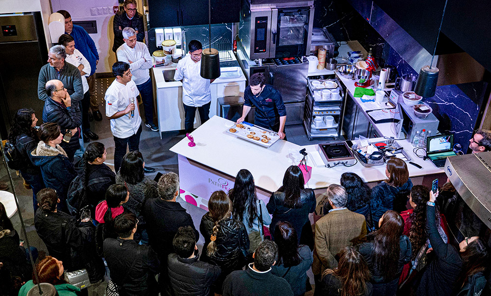 Tendencias en pastelería con Sylvain Lecomte, jefe pastelero de PatisFrance Puratos-PatisFrance-chefandhotel