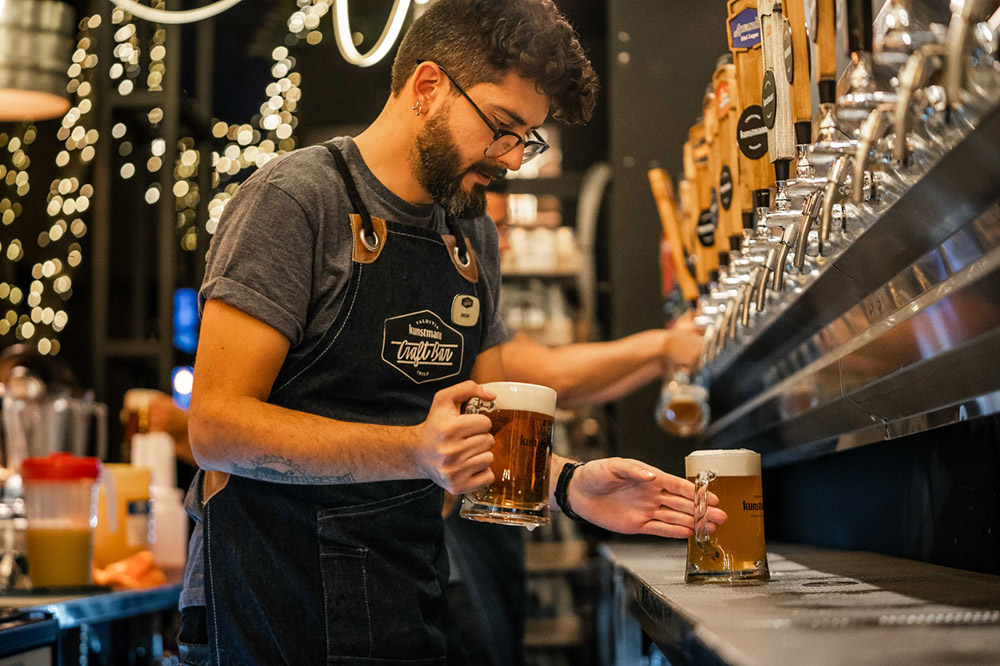 Kunstmann trae la mejor experiencia cervecera a Barrio Italia con su nuevo CraftBar