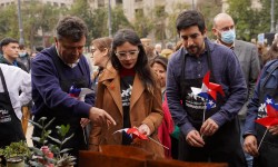 Preparando una malaya con chimichurri ministra Vallejo y ministro Valenzuela invitaron a la ExpoMundoRural