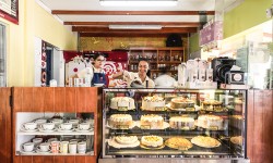 PASTELERÍA Y GELATERÍA LA PALMERA