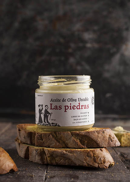 Las Piedras presenta nuevo aceite de oliva untable vegano