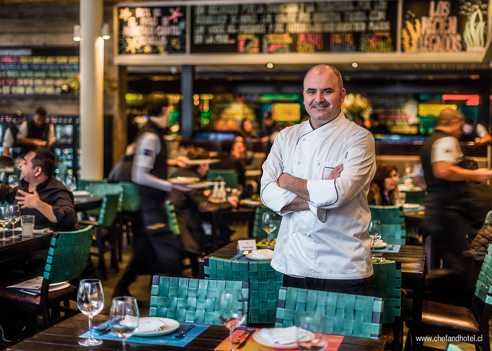 CHEF CARLOS LABRÍN