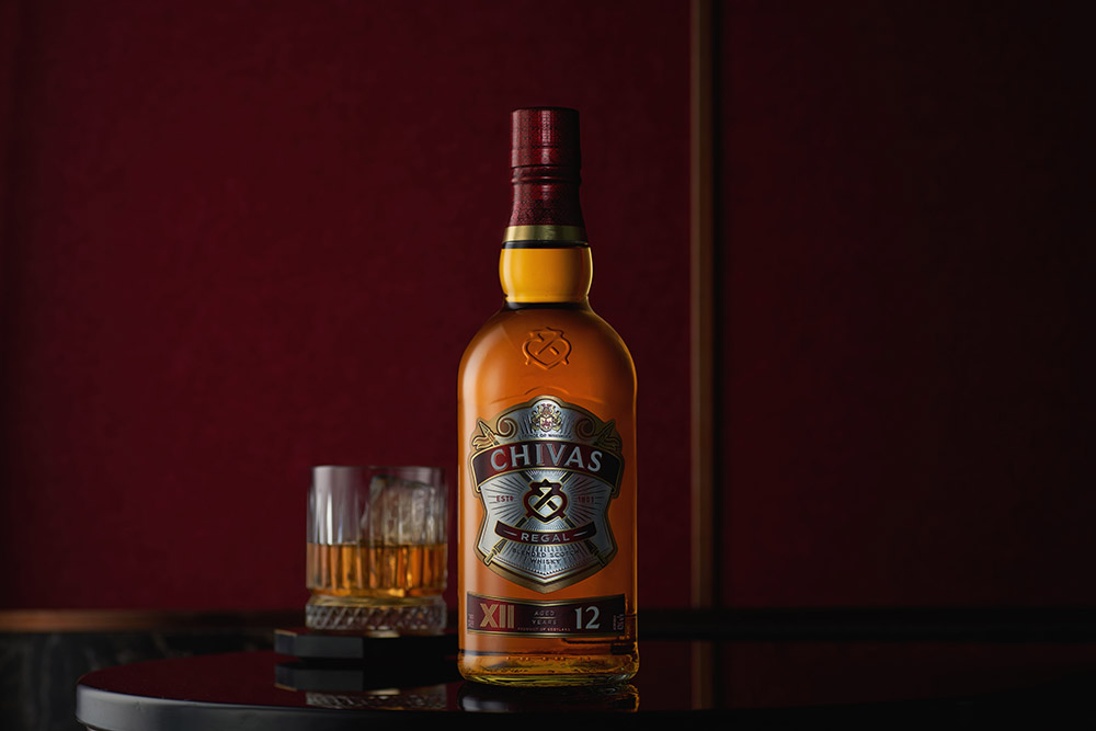 Chivas 12 años lanza su nueva imagen disruptiva y sostenible