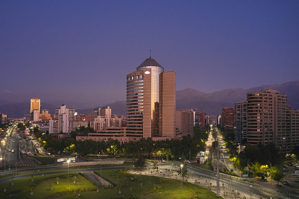 Mandarin Oriental, Santiago junto a Enel X inauguran huerto sustentable durante noviembre